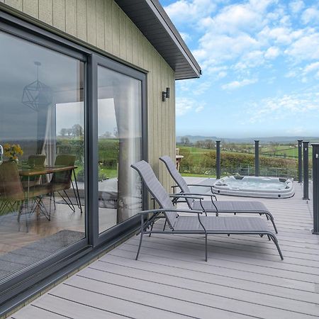 Midsomer Lodges Pilton 외부 사진