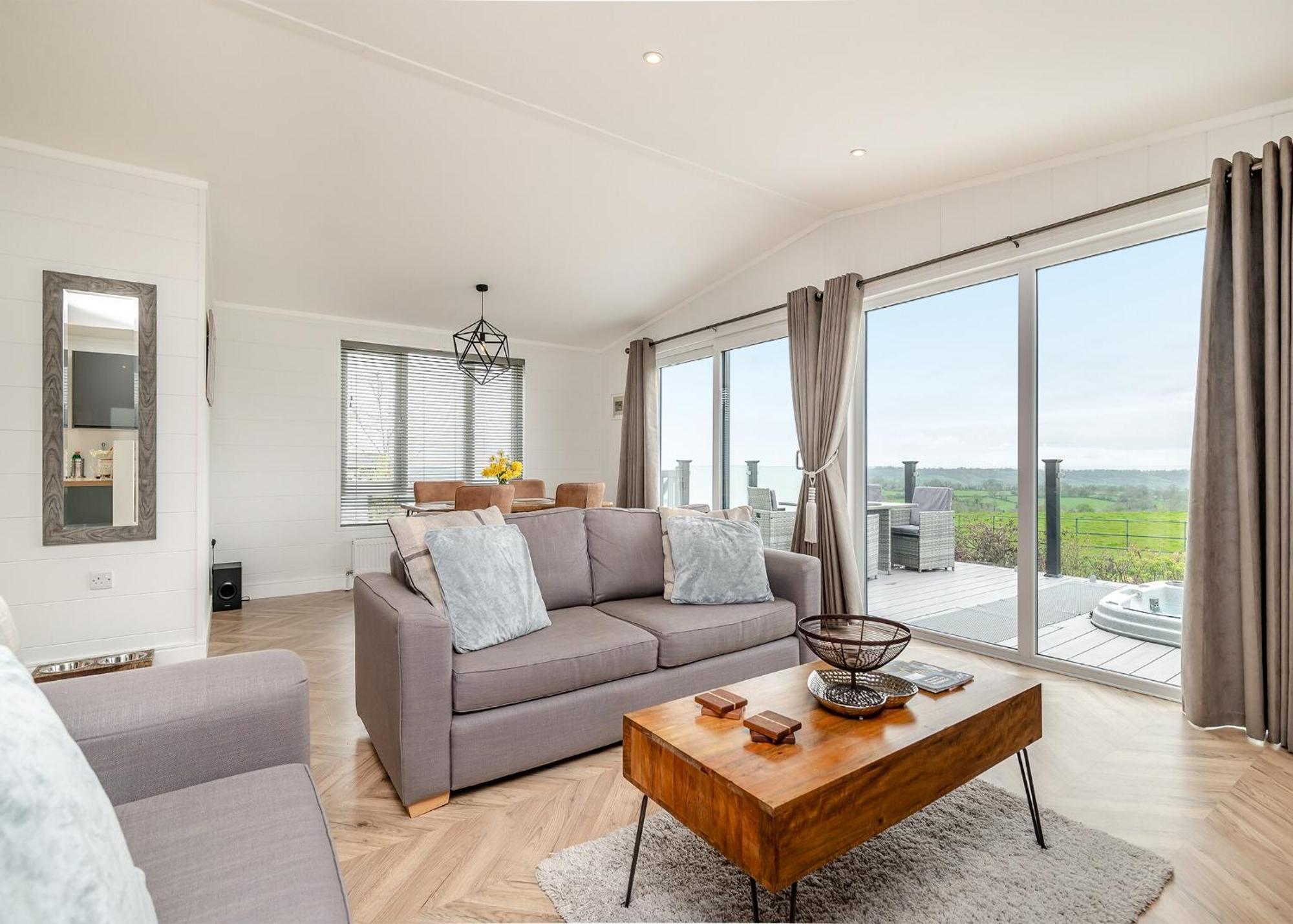 Midsomer Lodges Pilton 객실 사진