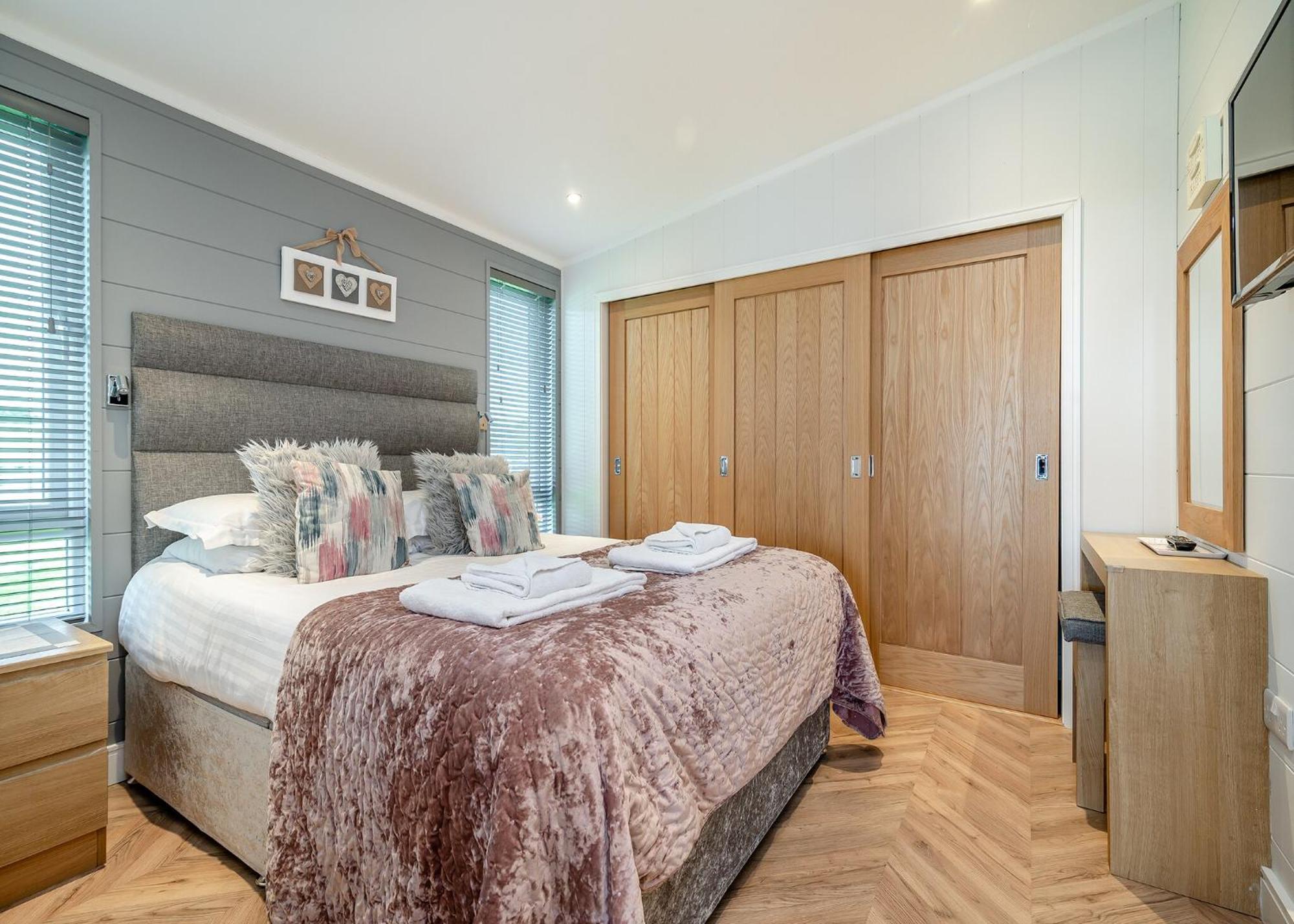 Midsomer Lodges Pilton 객실 사진